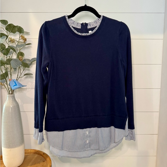 Crown & Ivy - M - Navy Blue Sweater with Striped Detail - Picture 1 of 5